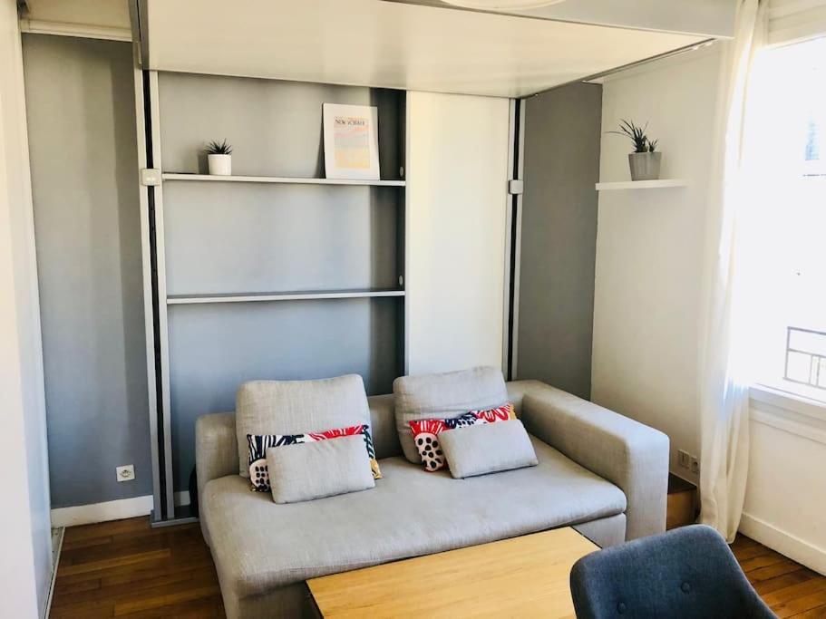 Cosy Studio Near Public Transport Apartment Paris Exterior photo